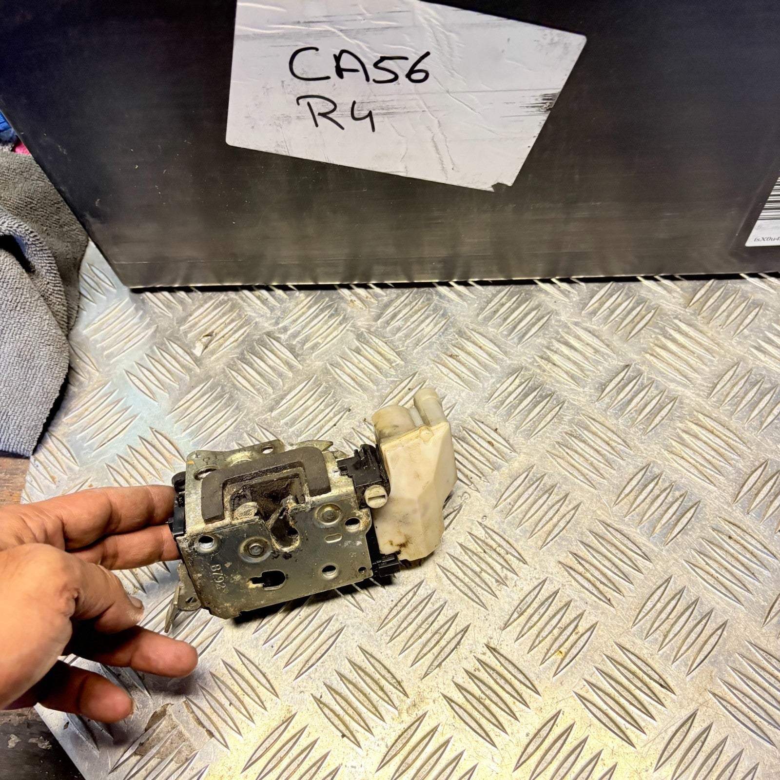 Fiat Multipla 2003 Rear door lock mechanism NSR