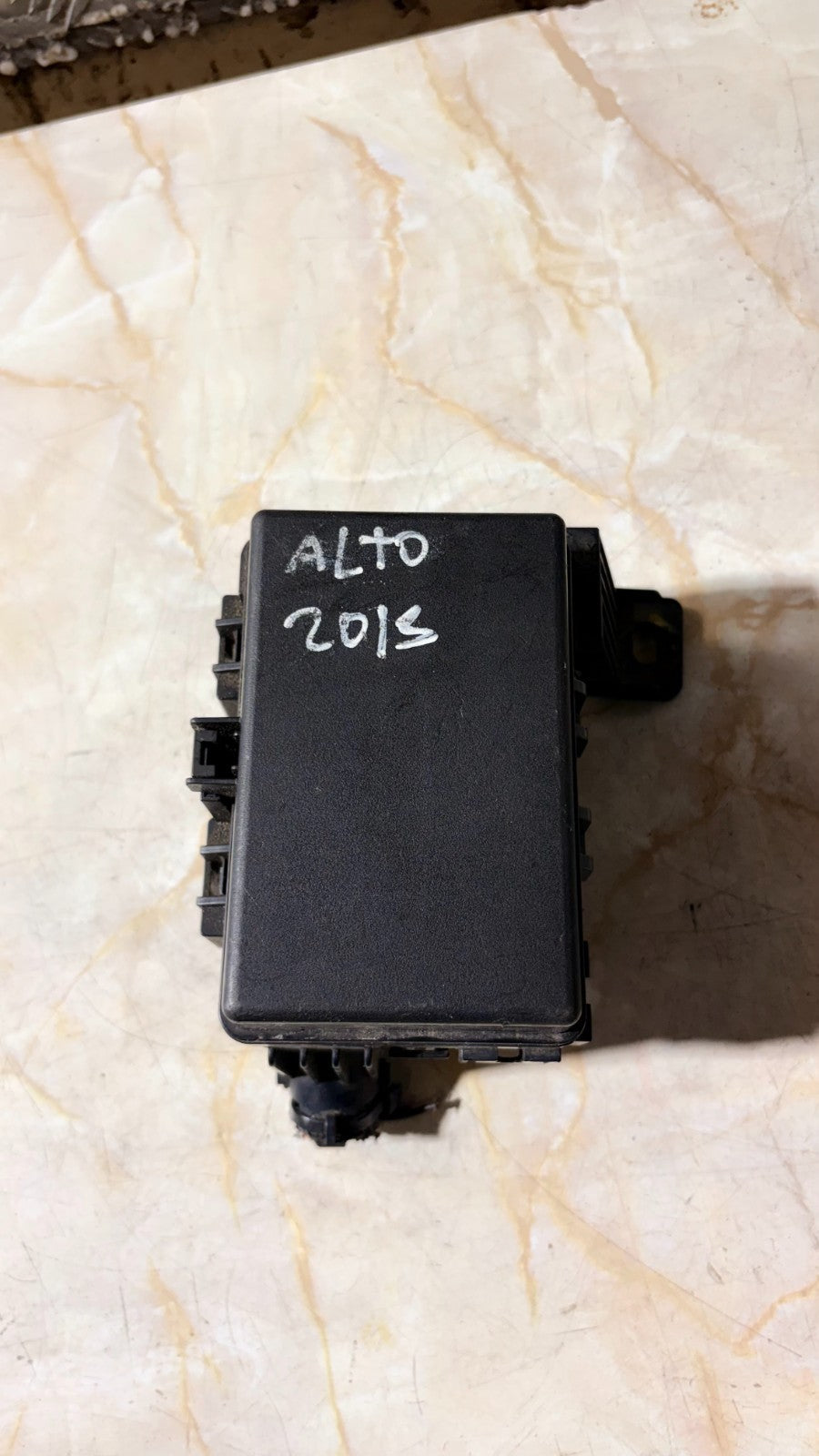 SUZUKI ALTO 2009-2014 FUSE BOX CONTROL MODULE