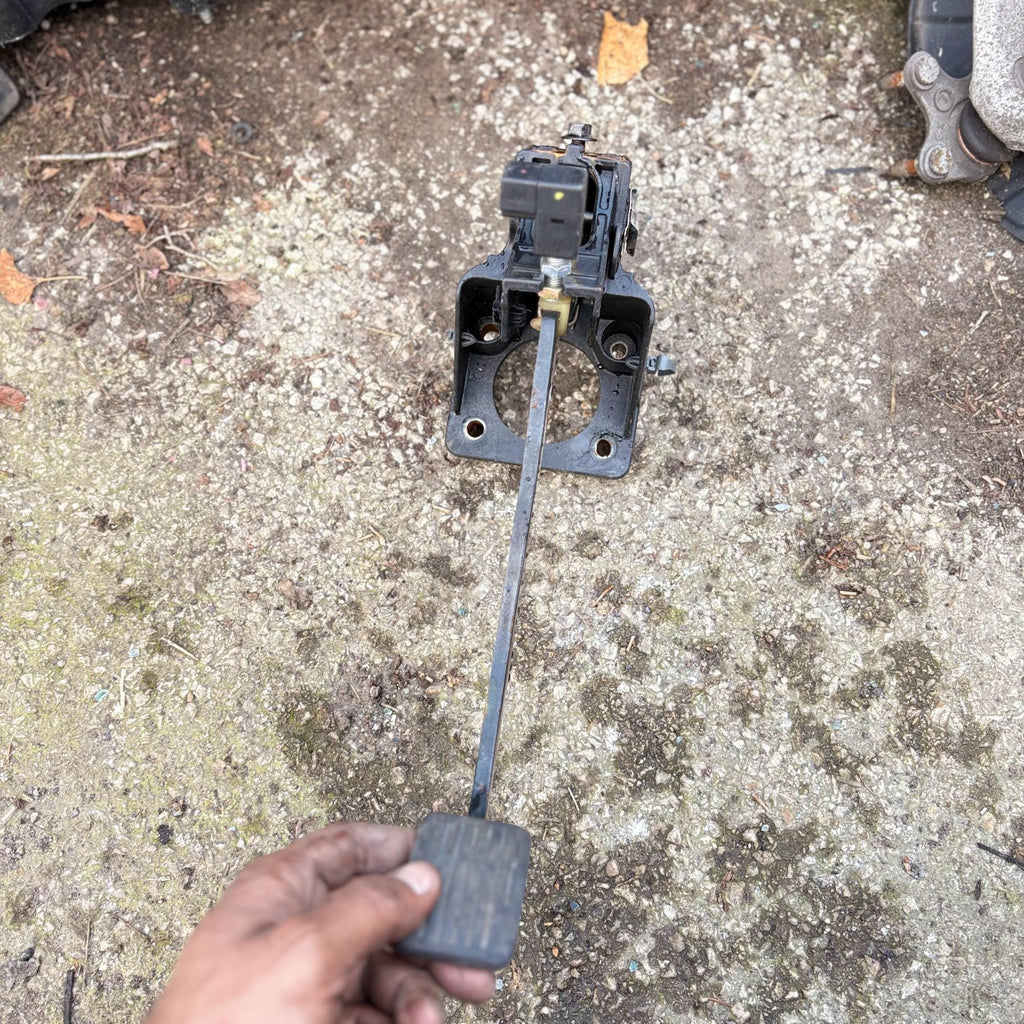 KIA CARENS 2008 Accelerator Pedal