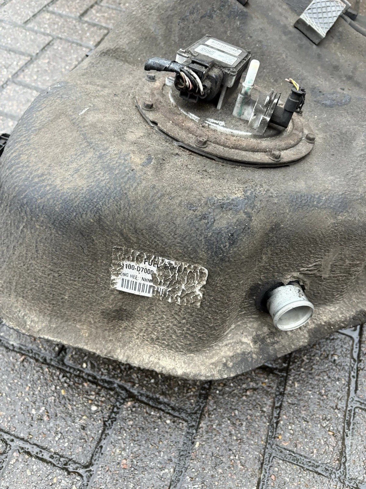 Kia Sportage Mk4 QL 1.6 GDI Petrol Fuel Tank With Pump 31100-D7050 2015-2022