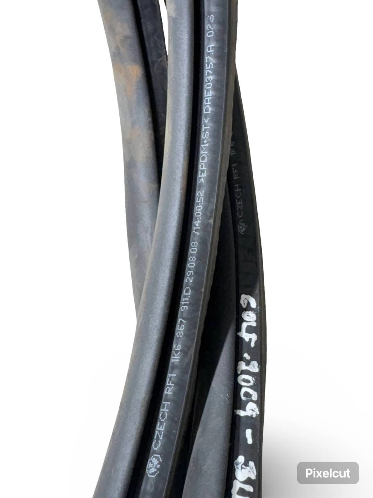 VW Golf Mk5 5 Door Rear Left Nearside Door Seal Rubber 1K4867911D 2004-2008