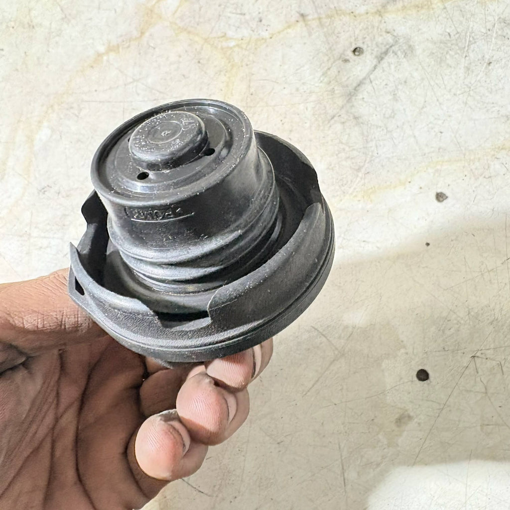Volkswagen Golf Touran Polo Sharan Diesel Fuel Filler Cap 1J0201553S