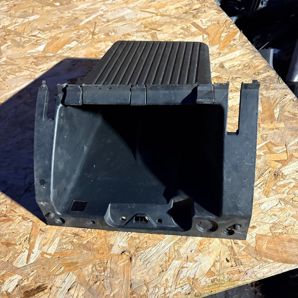 FORD FOCUS MK2 04-10 GLOVE BOX COMPARTMENT INSERT
