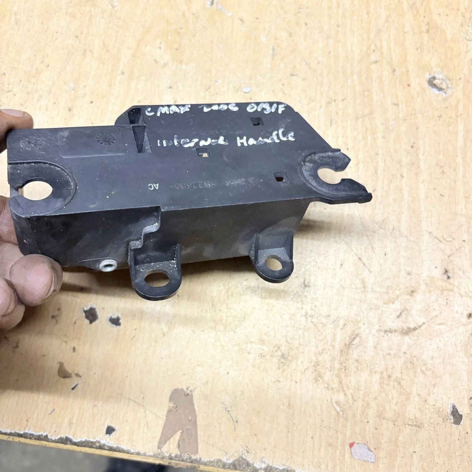 3m51r22600bb 3m51-r22600-bb Driver Front Door Handle Interior,UK535721-43 2006