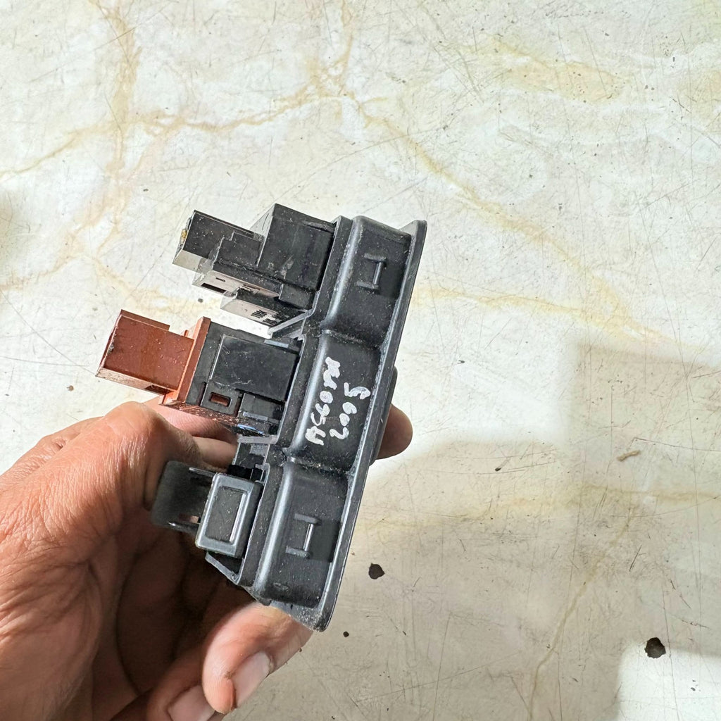 HONDA Accord 7 generation (2003-2007) Headlight height adjustment switch