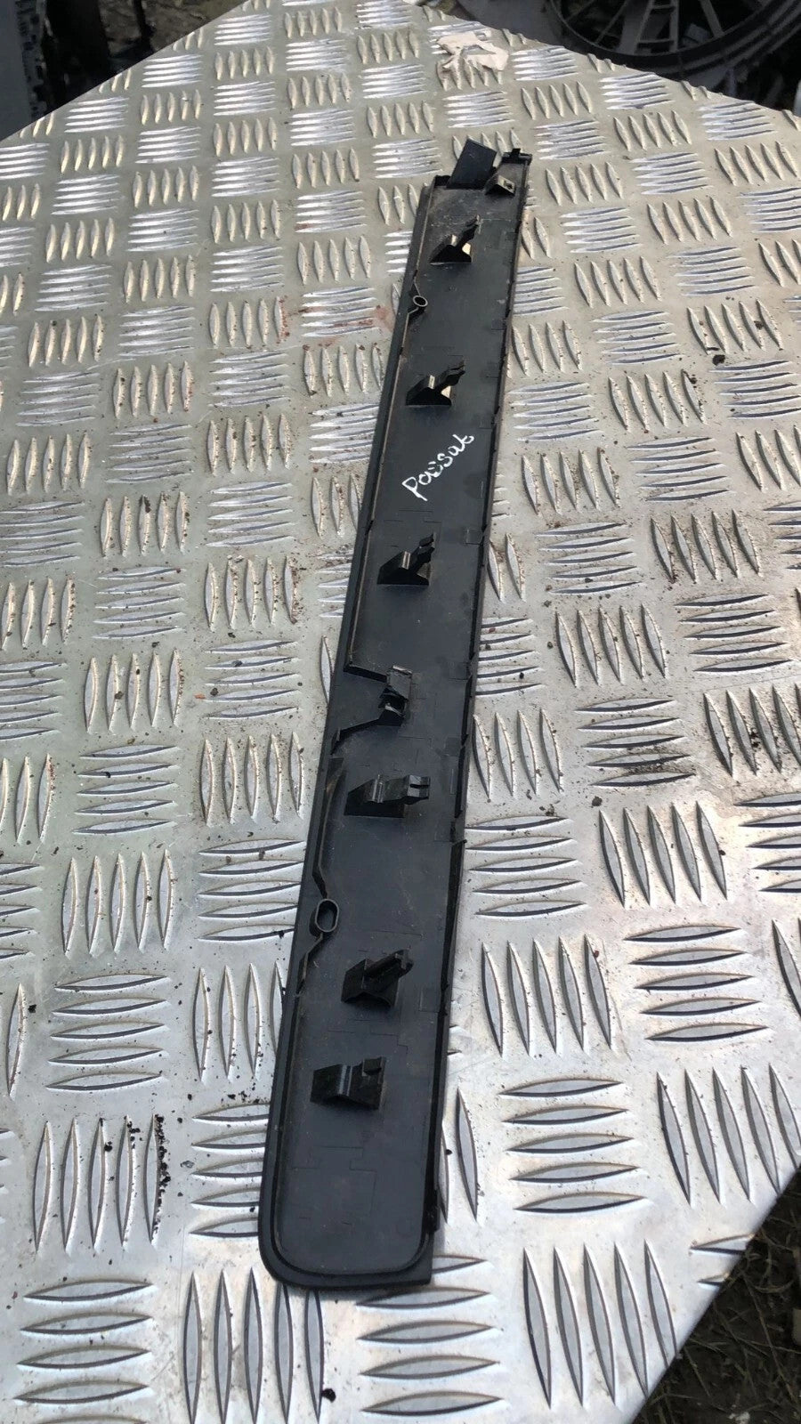 VW Passat 3C B6 Interior Trim Plastic 3C2857211