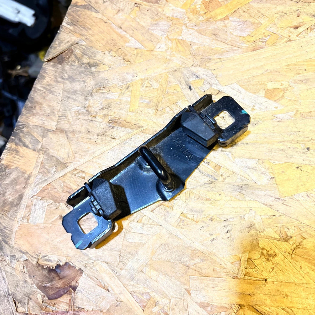 Jaguar Xf Ford Focus mk3 Rear Tailgate Boot Latch 201108