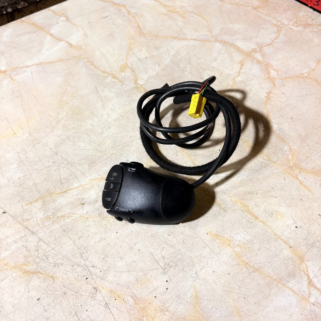 Renault Kangoo Mk1 03-07 Radio Steering Stalk Control Switch