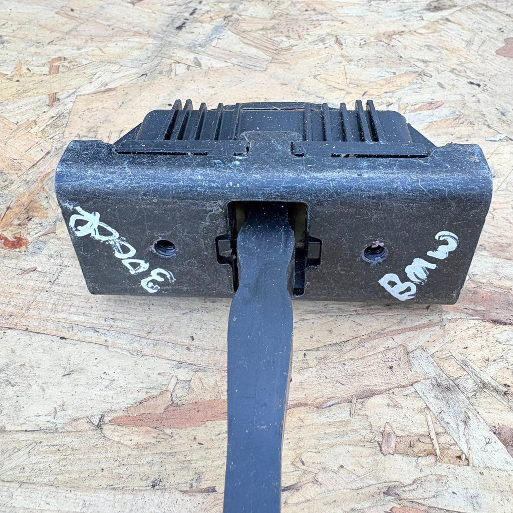 BMW 3 DOOR CHECK STRAP HINGE
