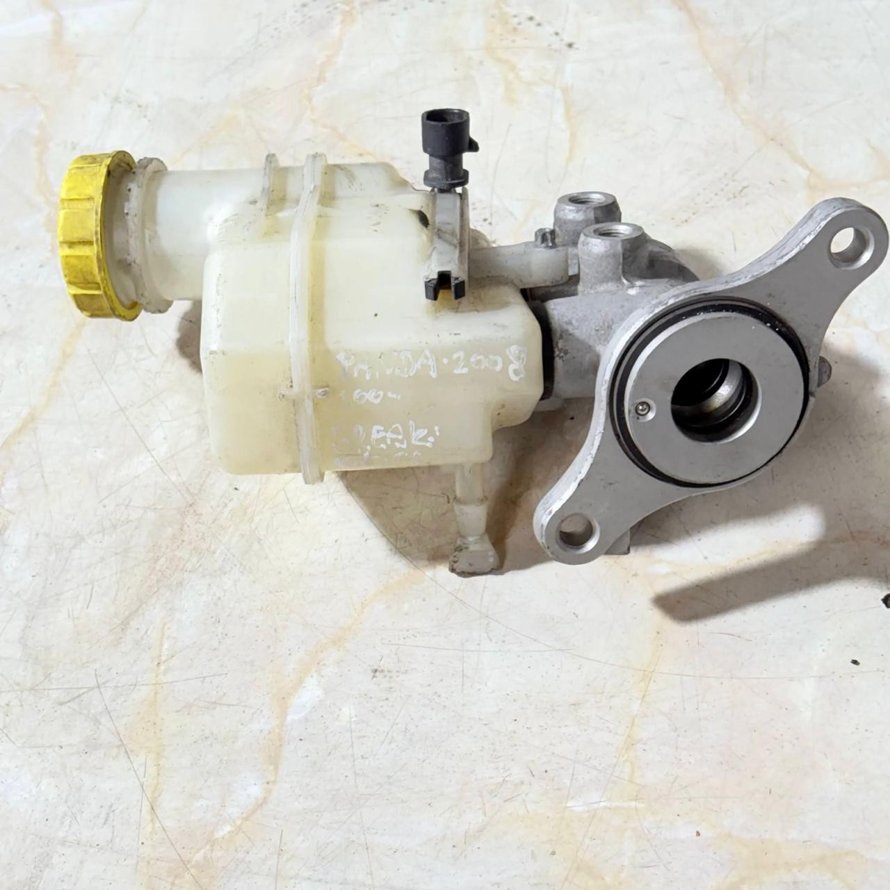 Fiat Panda 2003-2012 Brake Master Cylinder 32069666 1.1 1.2 1.3 Multijet