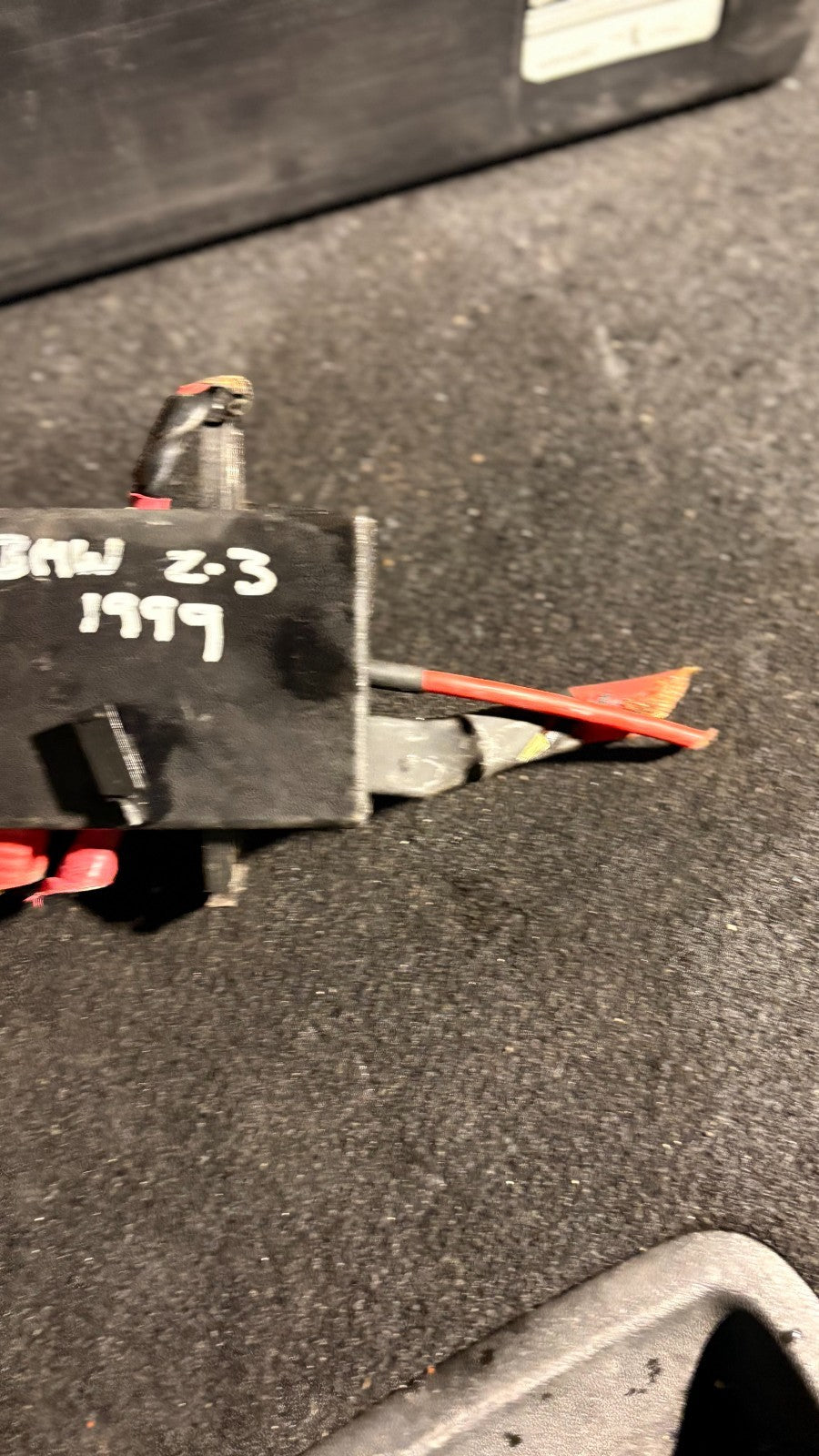 1999 BMW 2.3 BATTERY CABLE RELAY CONTROL MODULE