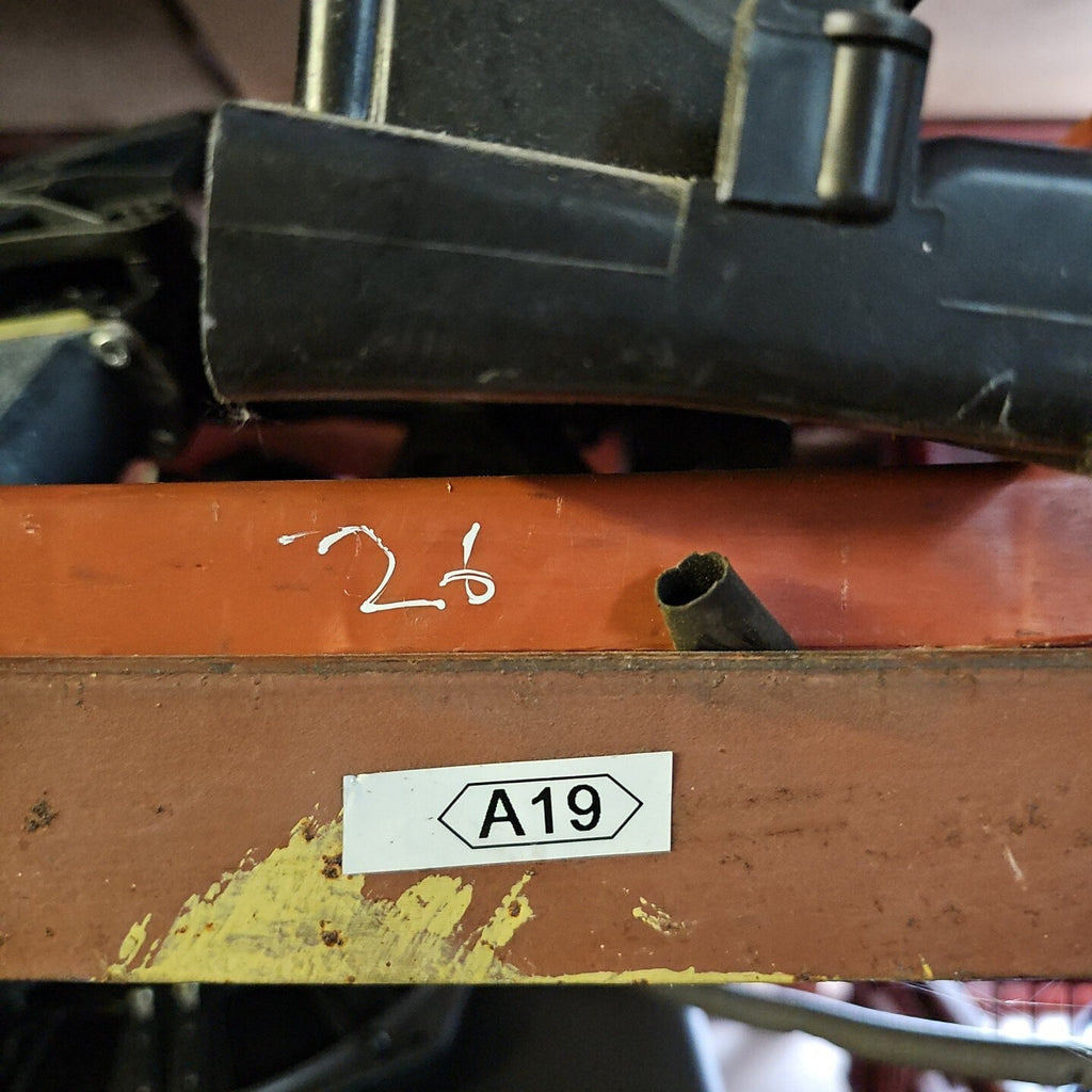 Volkswagen Tiguan Mk2 Right Front Window Regulator 5NA837462A 5 Door SUV 2016-20