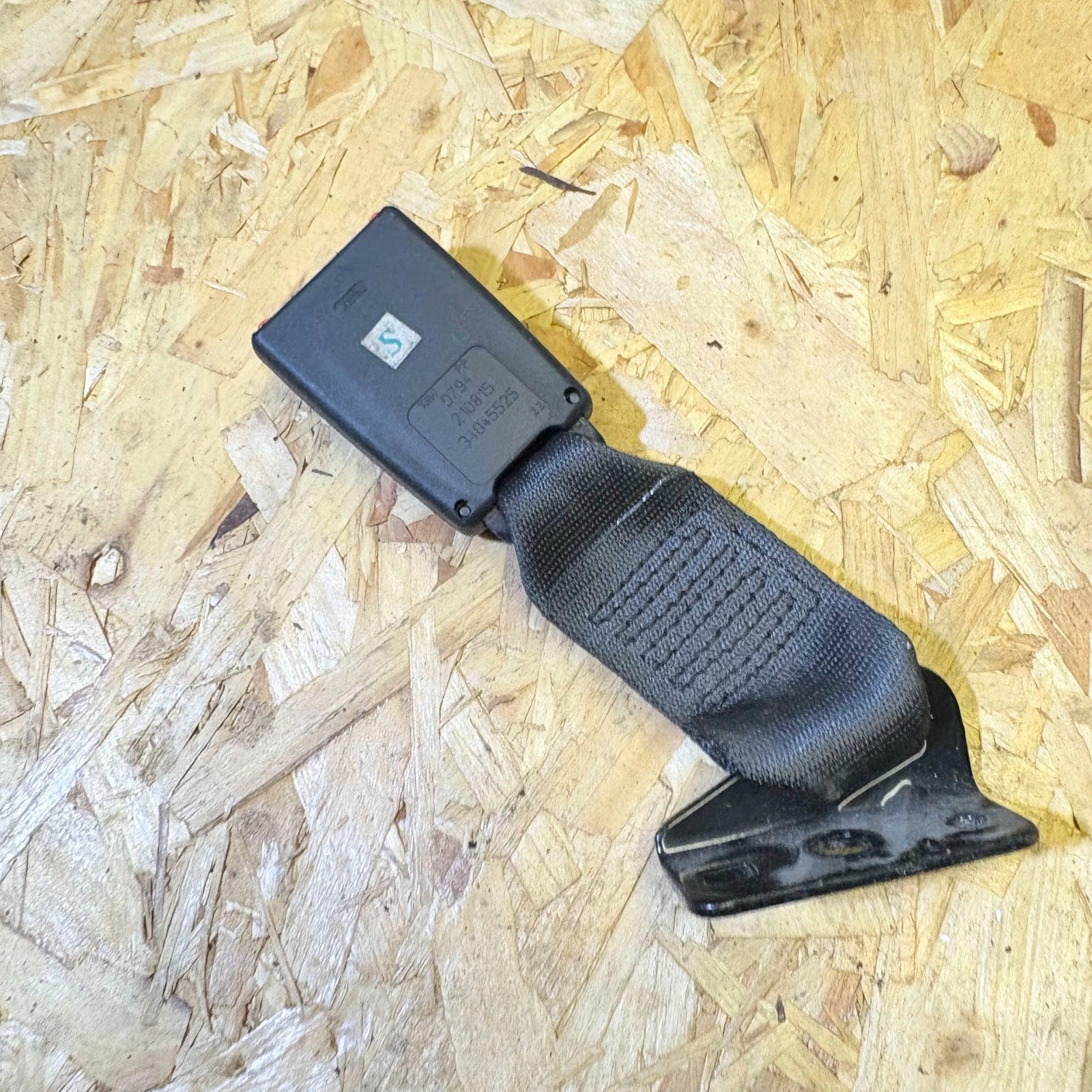 Fiat 500 Mk1 2007-2025 Left Passenger Rear Seat Belt Stalk 34045525
