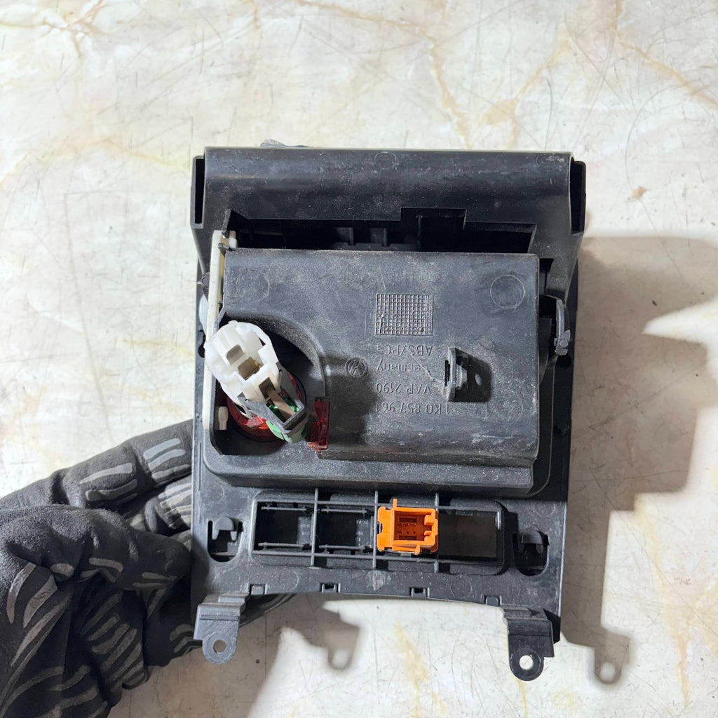 Volkswagen Golf Center Console Ashtray 1 KO 857 961