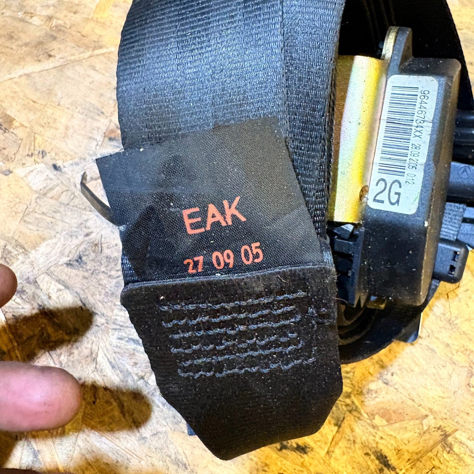 Peugeot 1007Mk1 2004-2009 Left Nearside Rear Seat Belt 0403069