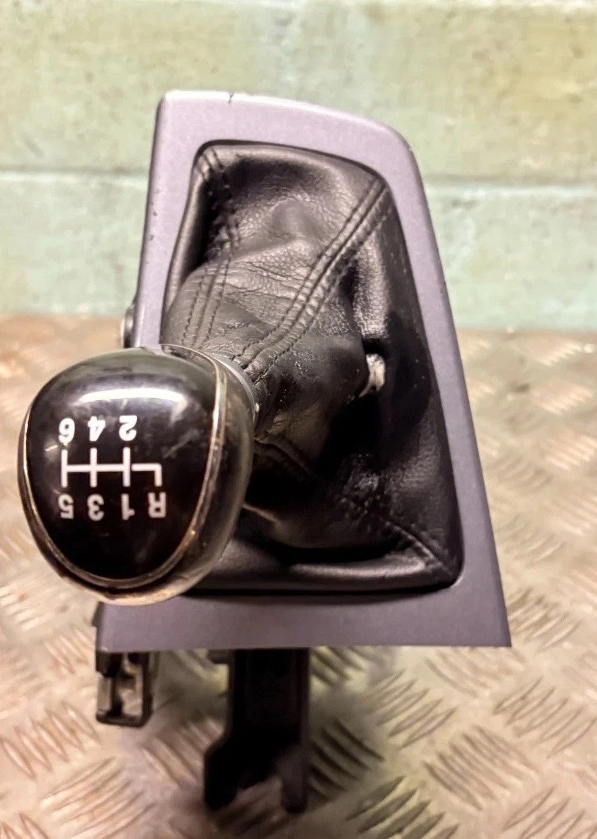 FORD FOCUS GEAR SELECTOR 6 SPEED MANUAL BV6R7C453DKC 2013 Mk3