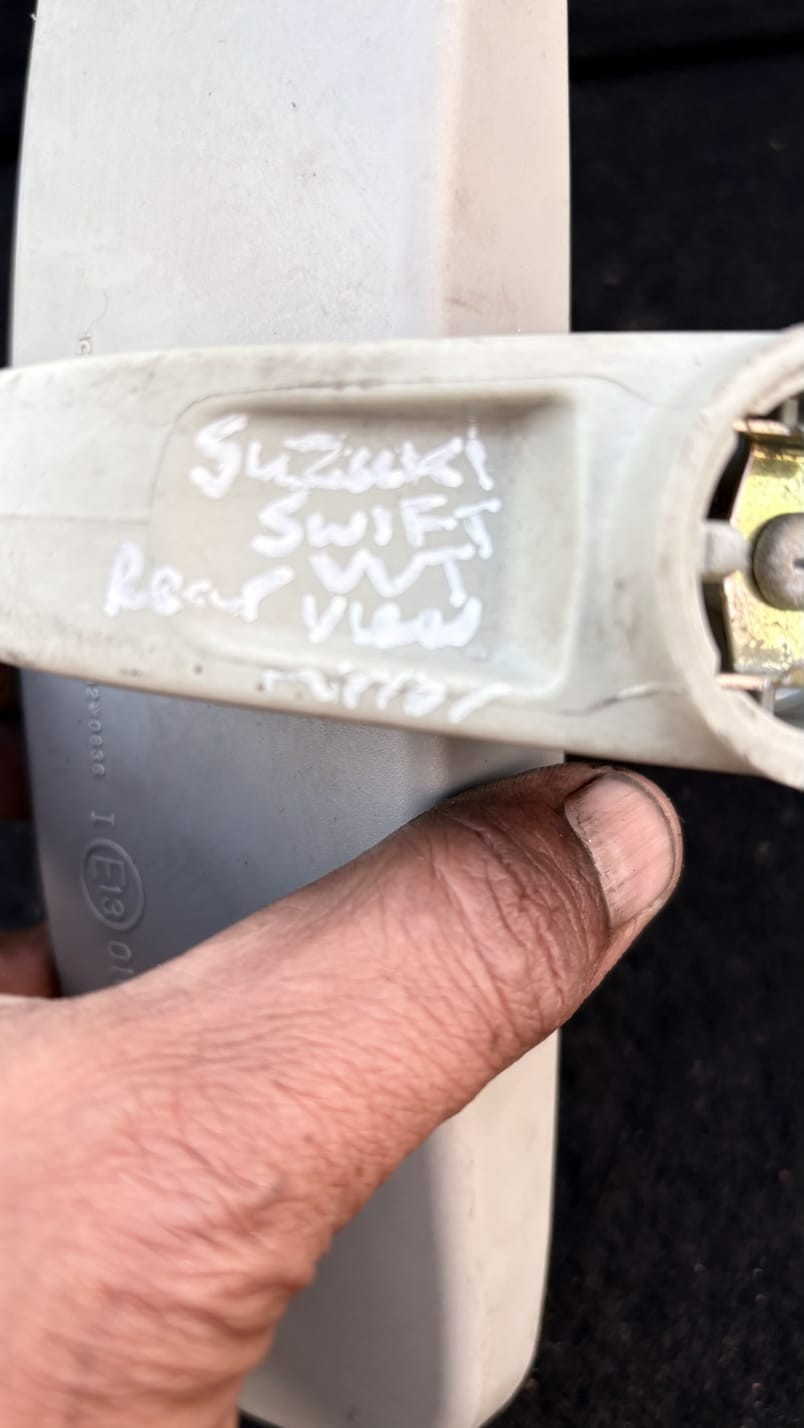 SUZUKI SWIFT MK2 REAR VIEW MIRROR E13 010836 (TZ20)