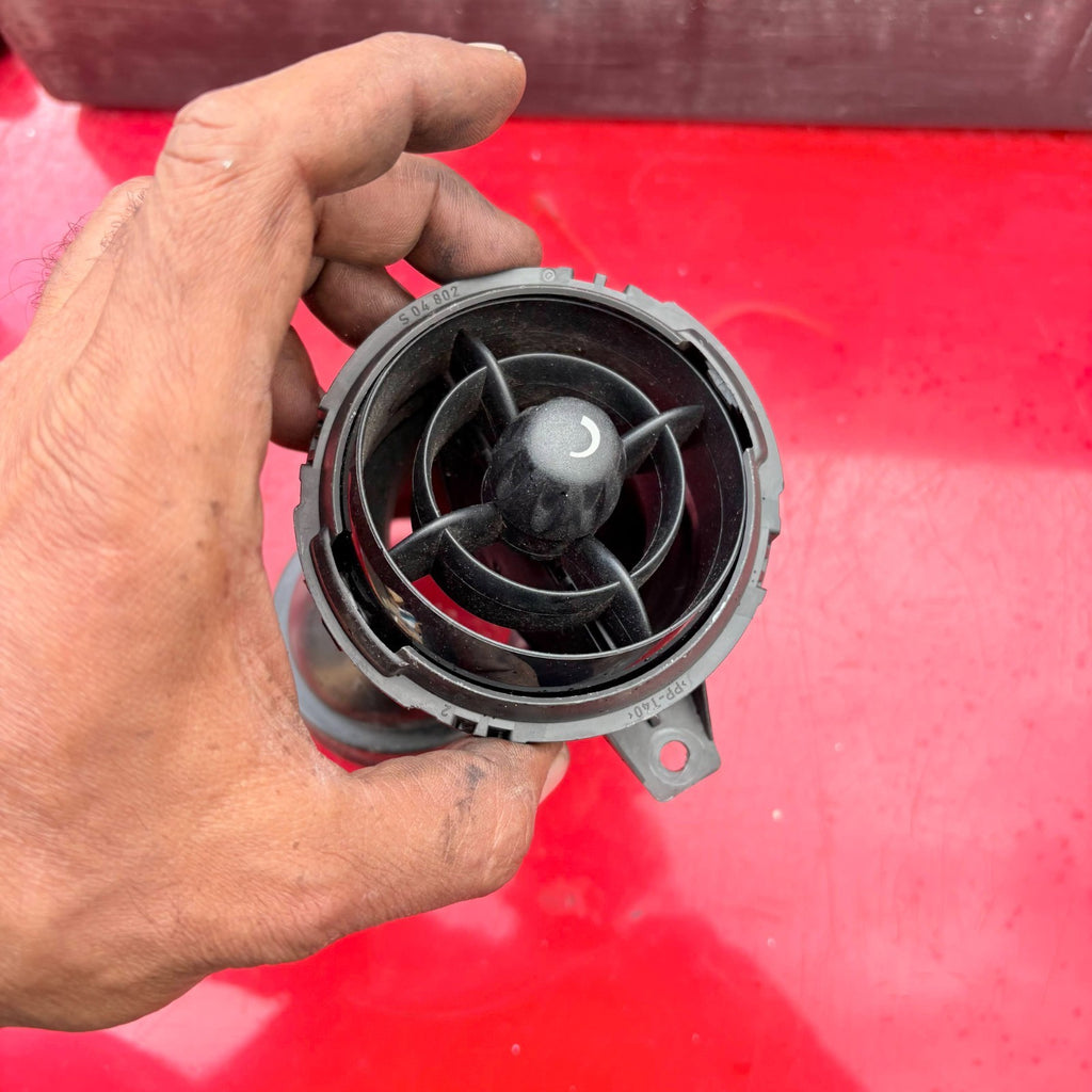 MINI COOPER 2008 DASHBOARD AIR VENT PASSENGER SIDE LEFT