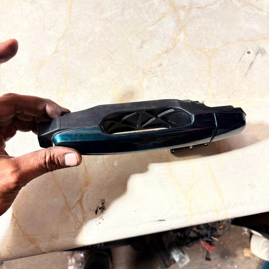 Toyota RAV4 Mk2 2001-2005 Rear Right Exterior Door Handle Offside 5 Door XA20