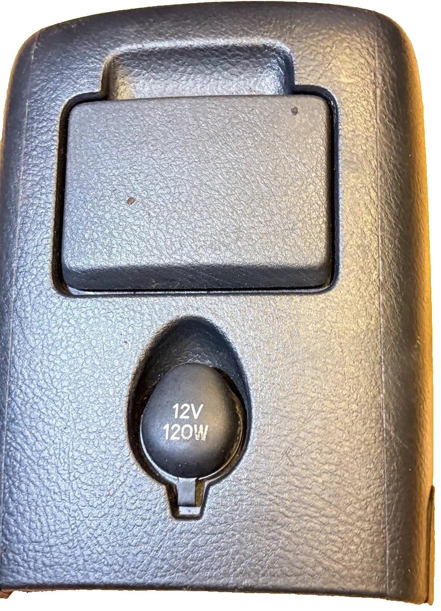 Toyota Avensis T25 03-08 Rear Console Ashtray 12V Socket Trim 58923-05020