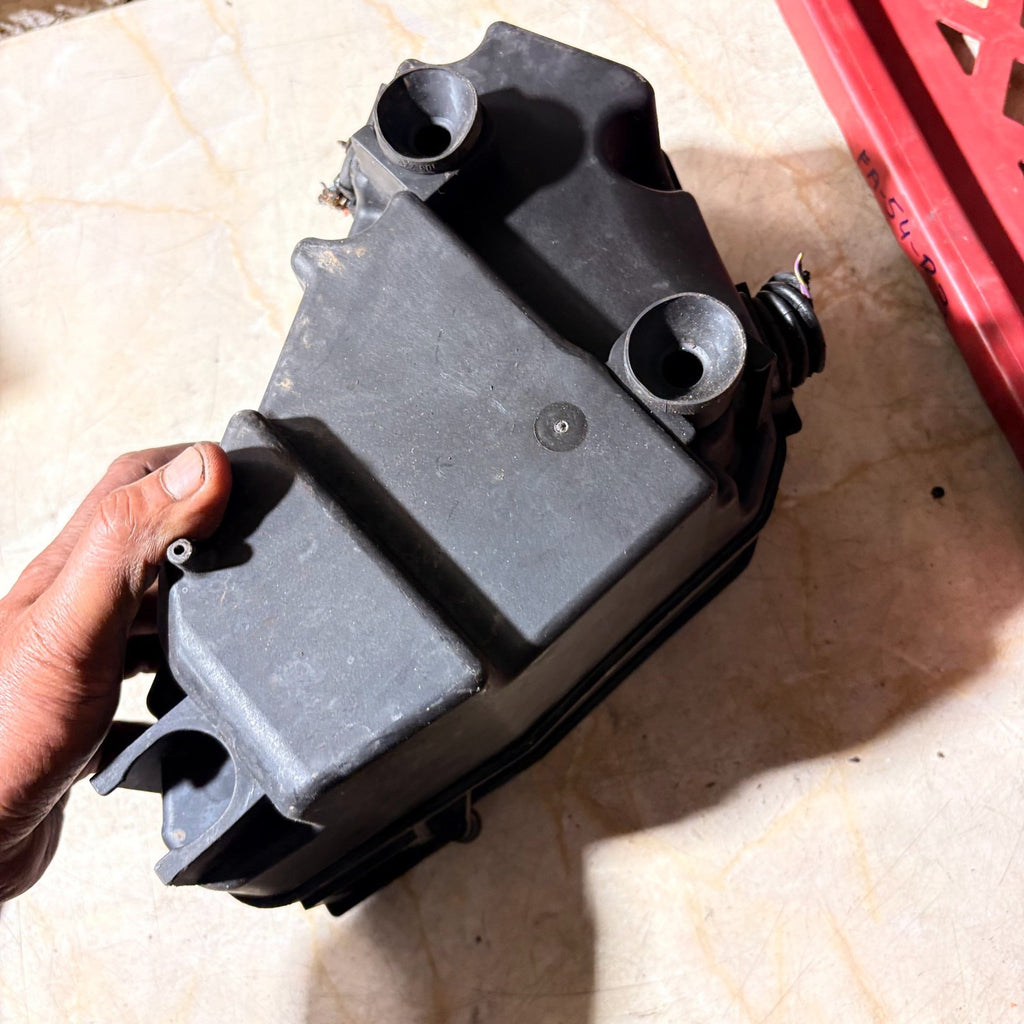 Porsche Cayenne 2003-2009 Under Bonnet Fuse Box 7L0010338A