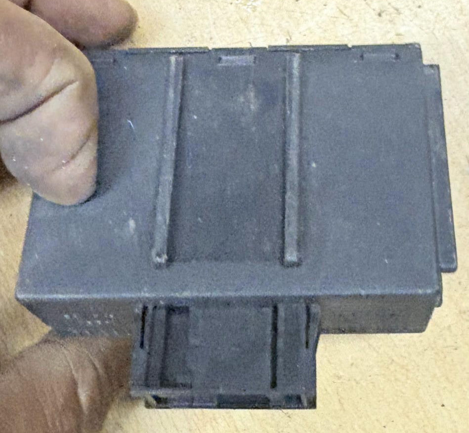 Peugeot 406 95-04 Electric Window Control Unit Module 9624799080 185683