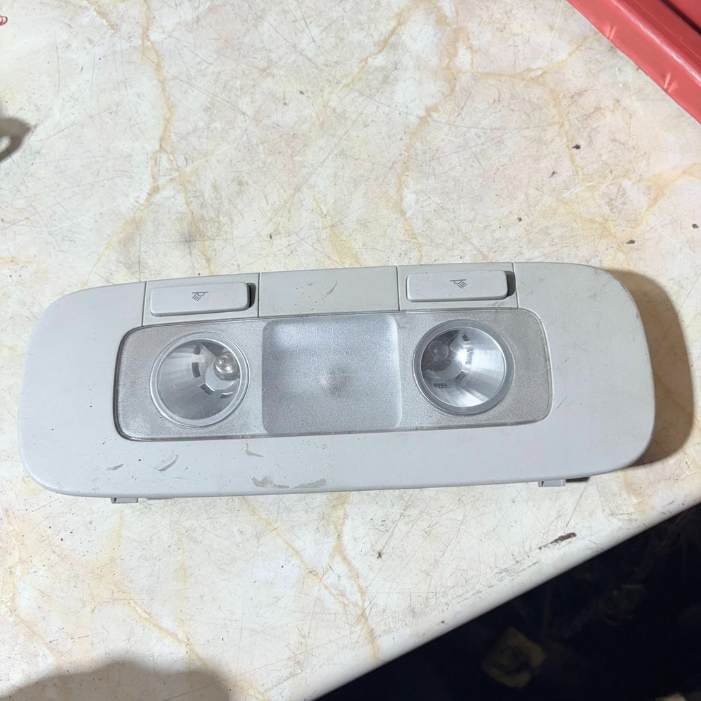 Volkswagen Golf Mk6 2007-2013 Interior Front Roof Reading Light Switch