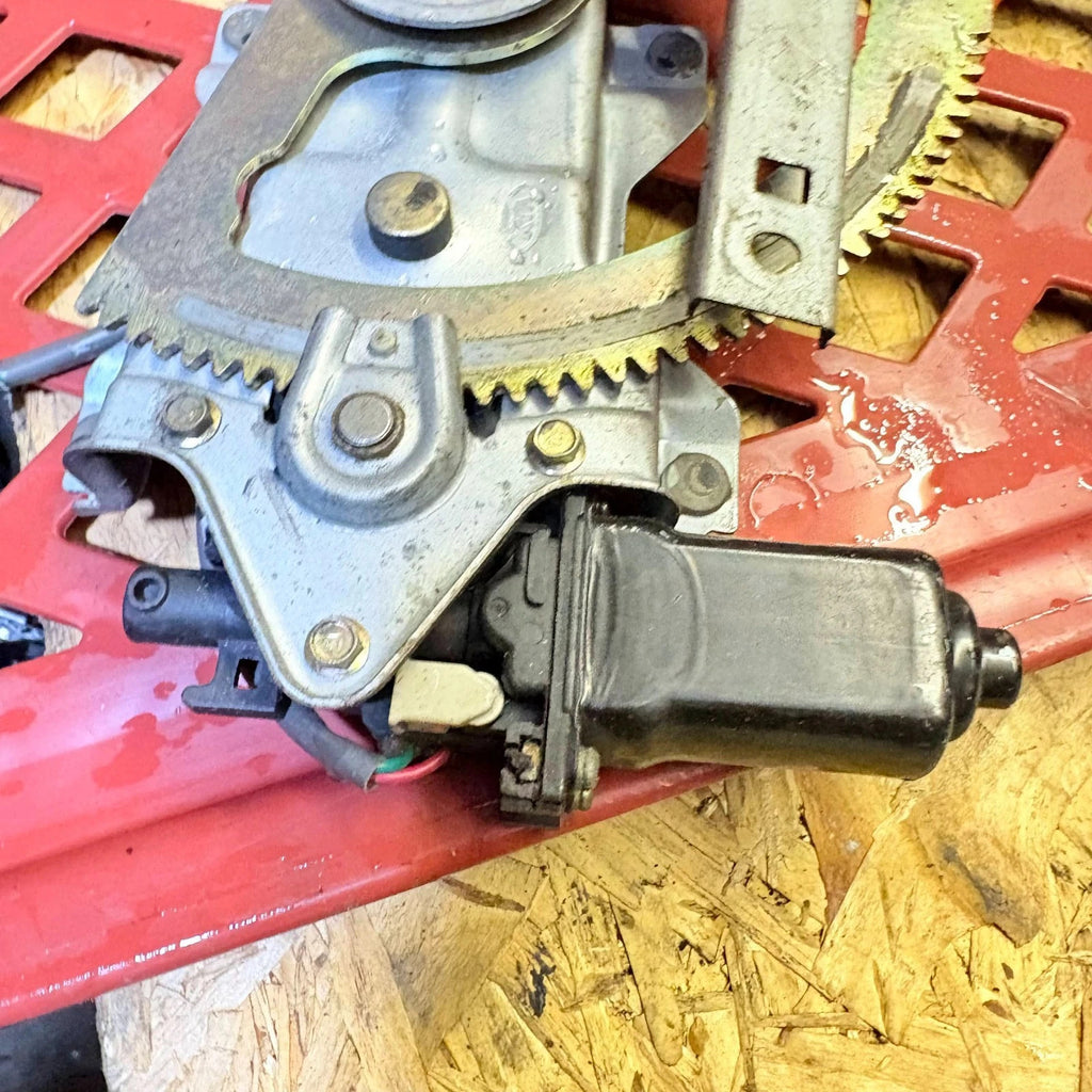 KIA SORENTO 2003-2009 O/S Rear Driver Window Regulator