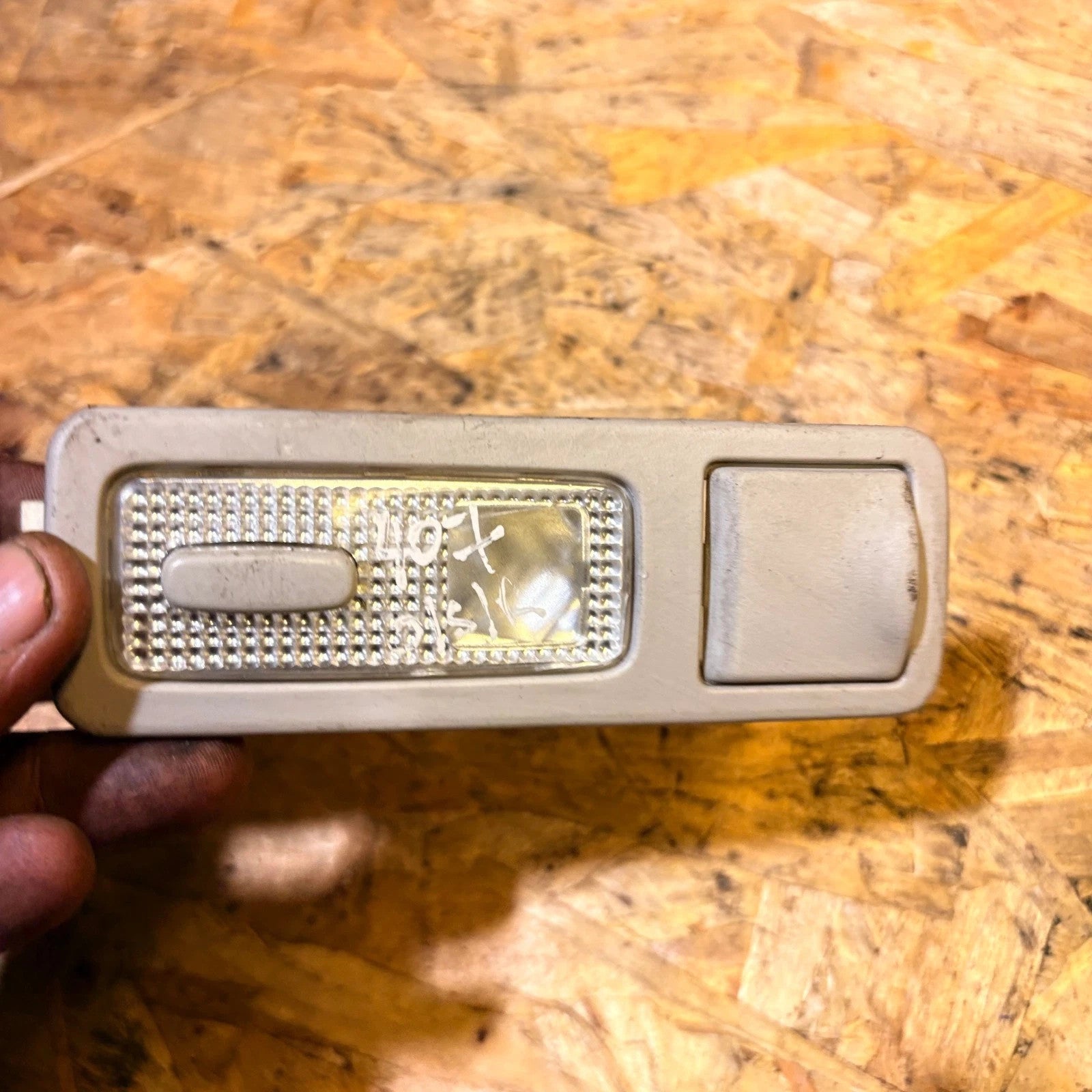 PEUGEOT 407 SW Rear Interior Lighting