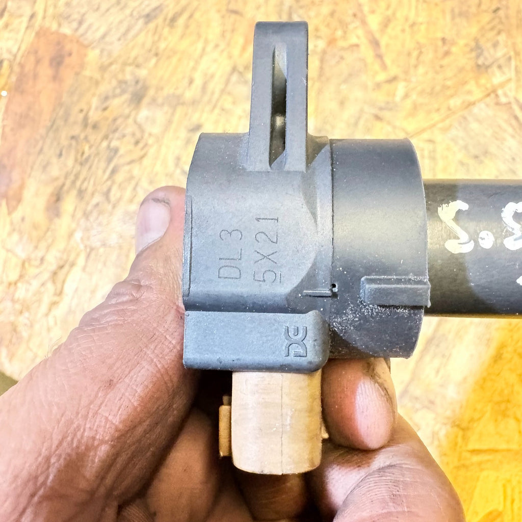 Suzuki S-Cross SX4 S-Cross 1.6 M16A Ignition Coil Pencil Coil 2014-2016
