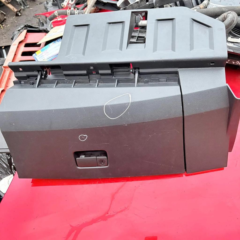 Nissan Murano Z50 2003-2008 Front Passenger Glove Box Storage Compartment