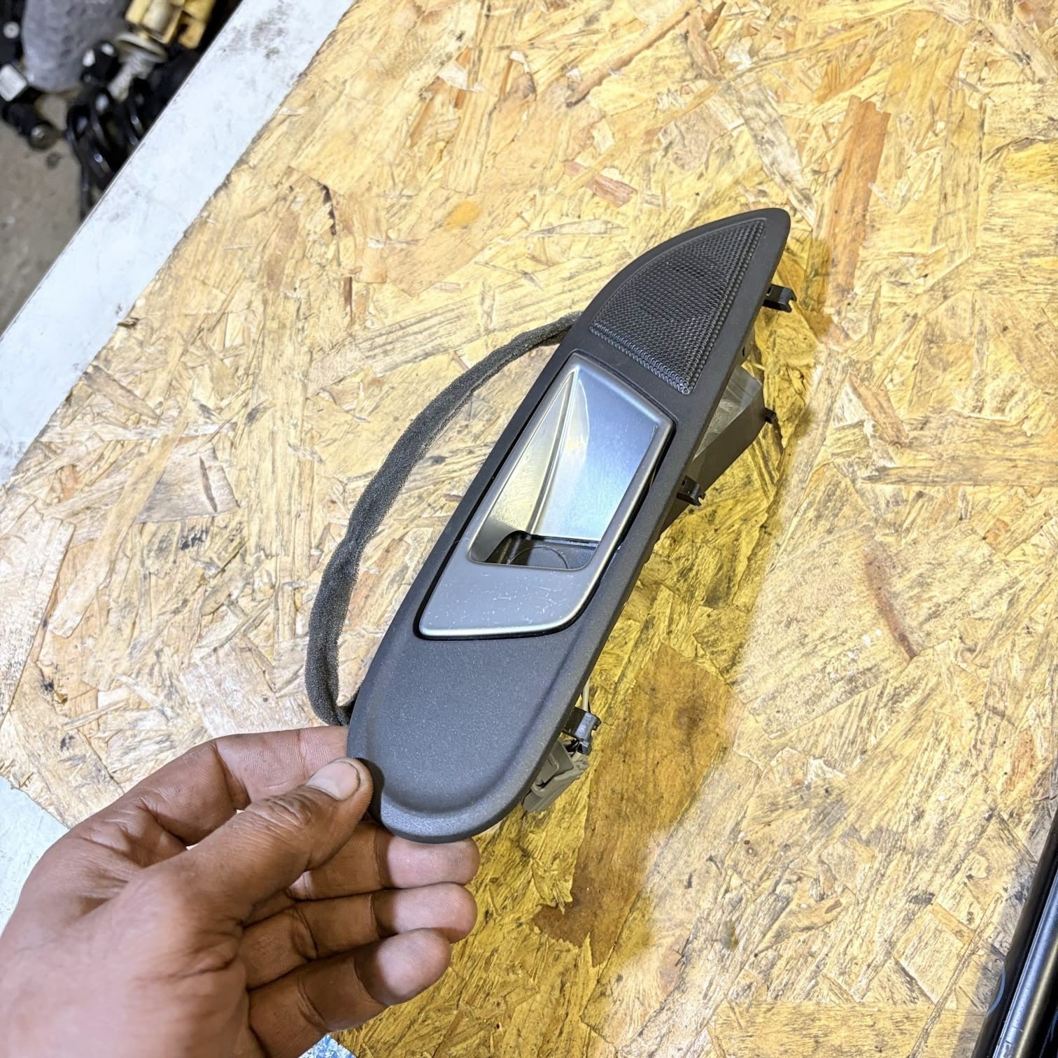 Ford Fiesta 2017-2023 Mk7 INTERIOR DOOR HANDLE RIGHT DRIVER SIDE FRONT
