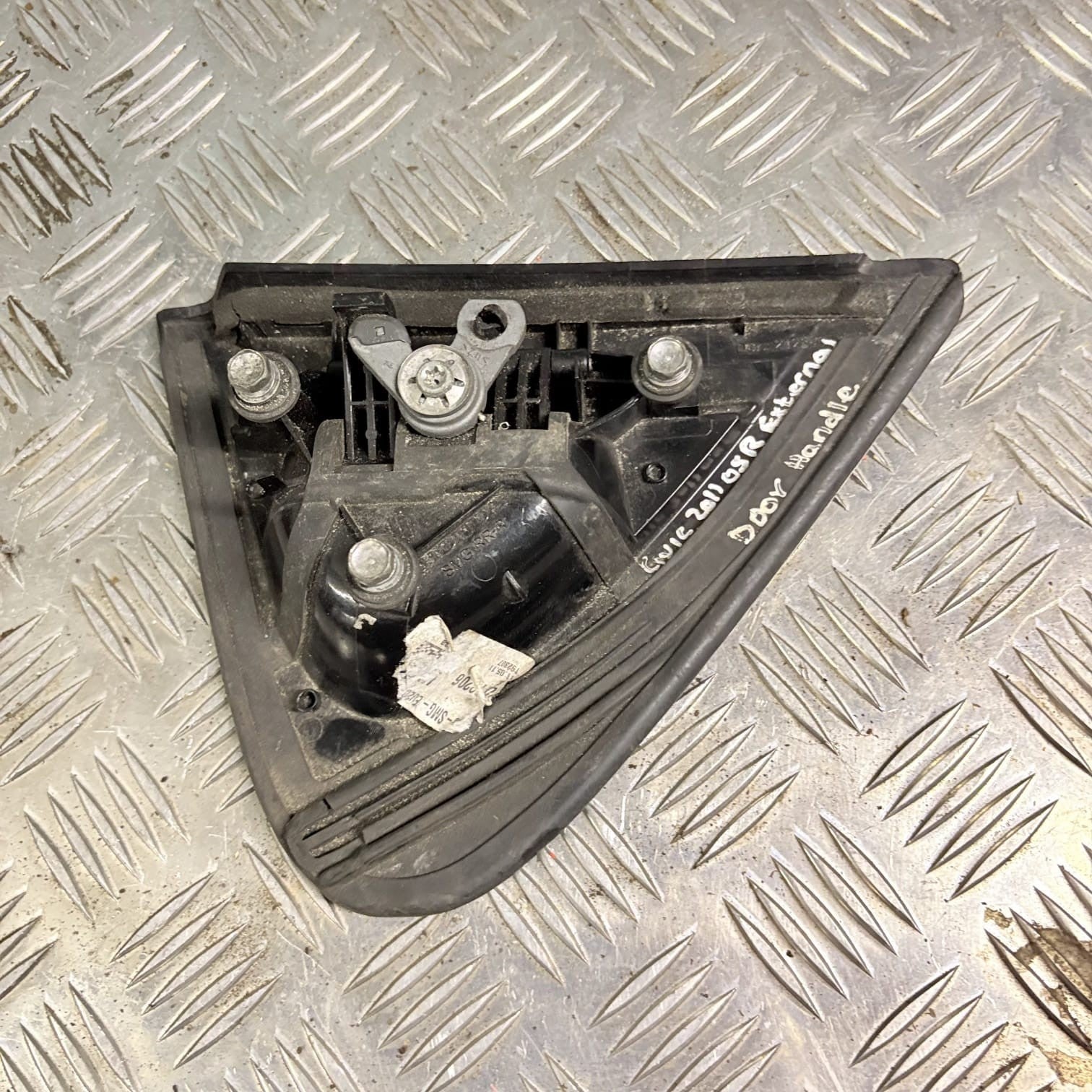 HONDA CIVIC MK8 FK3 DOOR HANDLE DRIVER REAR 72680SMGE0 5DR 2011