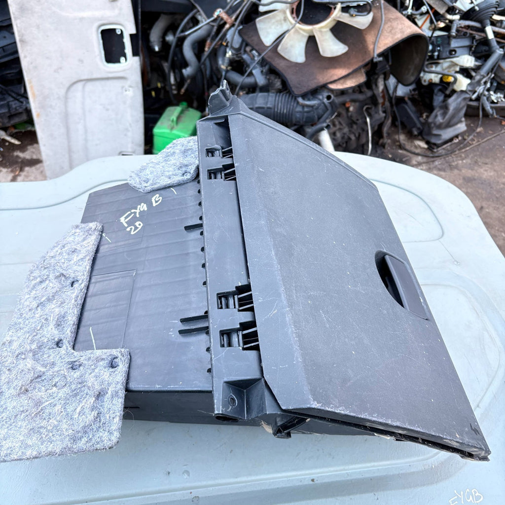 HYUNDAI I20 2009 GLOVE BOX STORAGE COMPARTMENT 84529-1J900