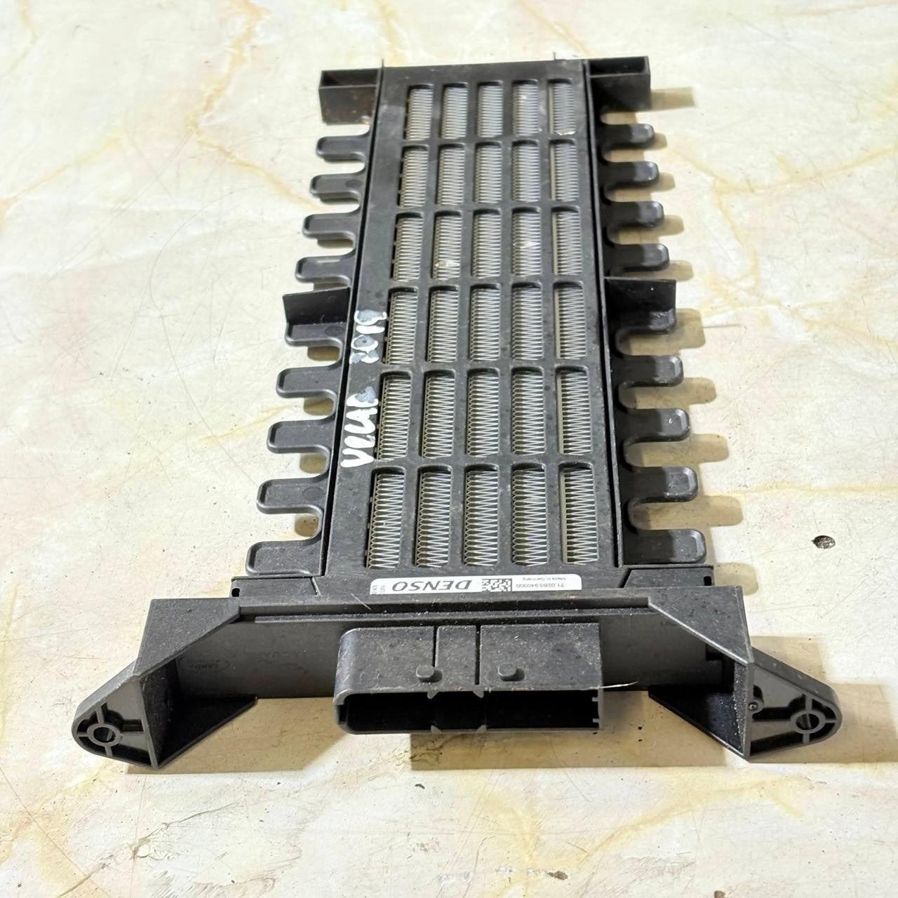 Range Rover Velar L560 PTC Heater Element LR093035 MF013410-0861 2018-2023