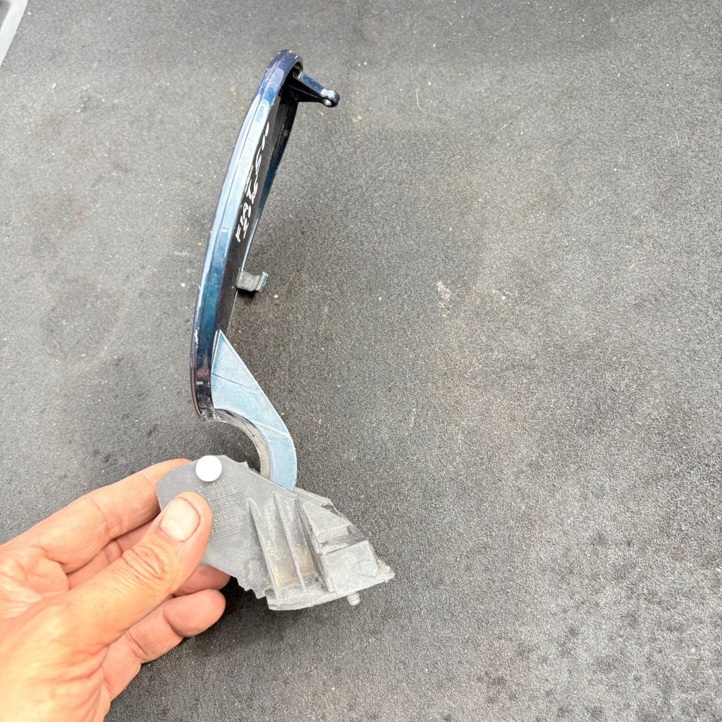 Fiat 500 (312) 2015 Fuel Filler Flap/Fuel Door Blue