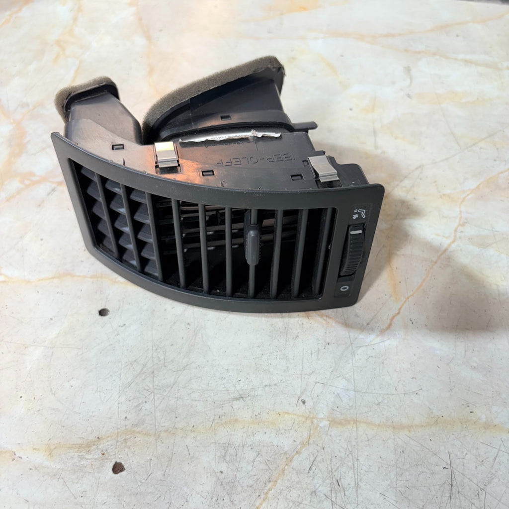VW Polo 9N3 2005-2010 Left/Nearside Dash Air Vent Trim 6Q0819703