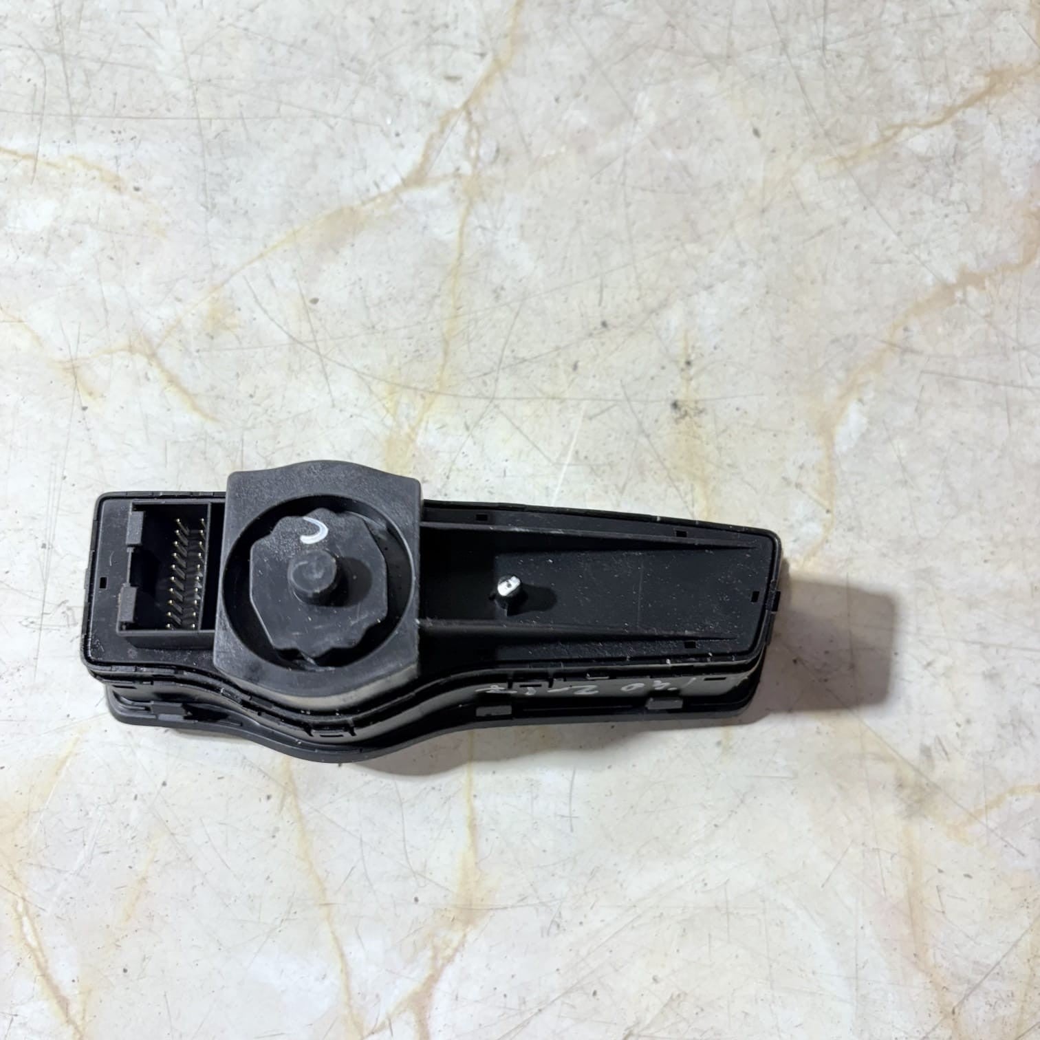 HYUNDAI I40 HEADLIGHT CONTROL SWITCH 2017 TO 2015 933003Z970