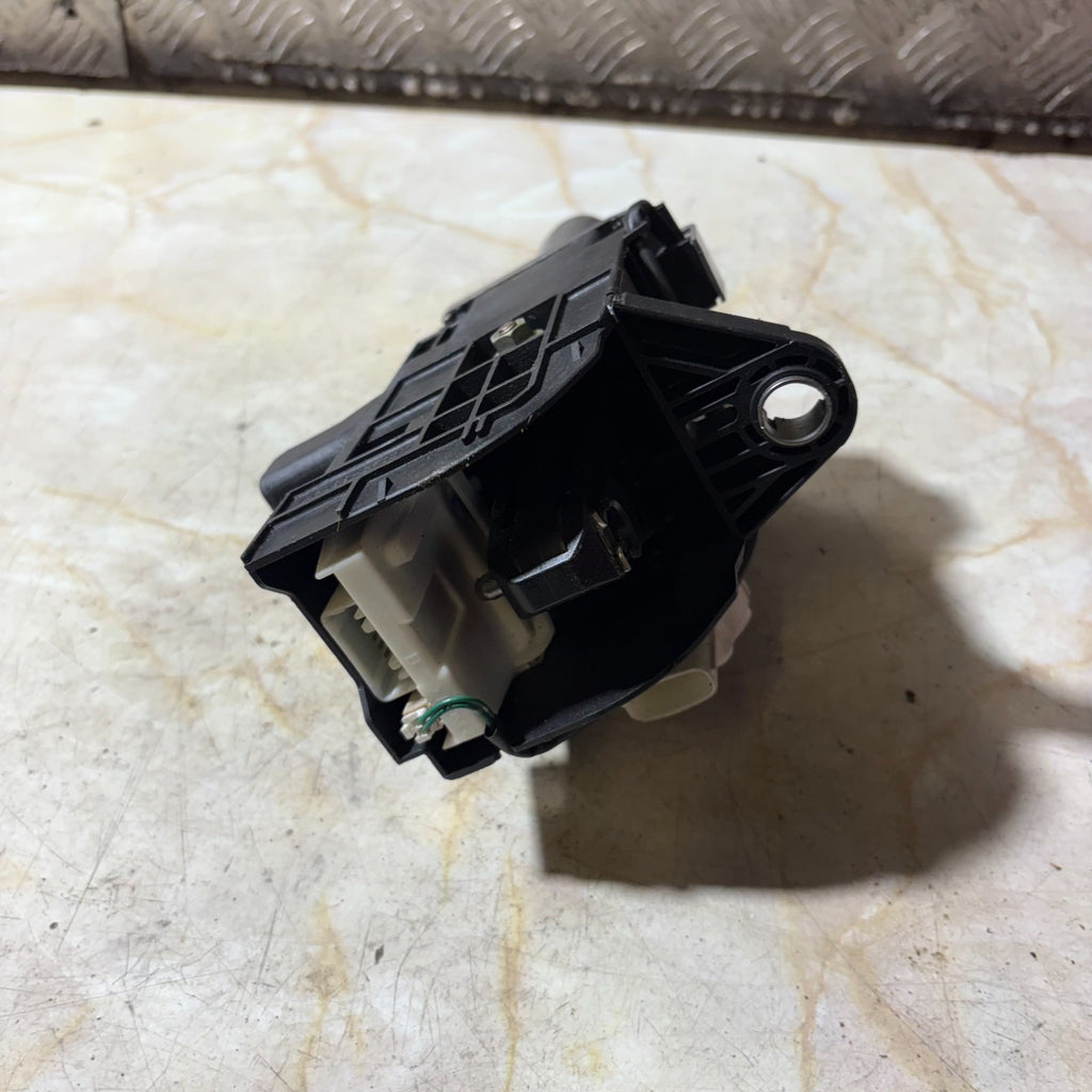 TOYOTA PRIUS 04-09 AUTO GEAR SHIFTER SELECTOR LEVER 89451-47030