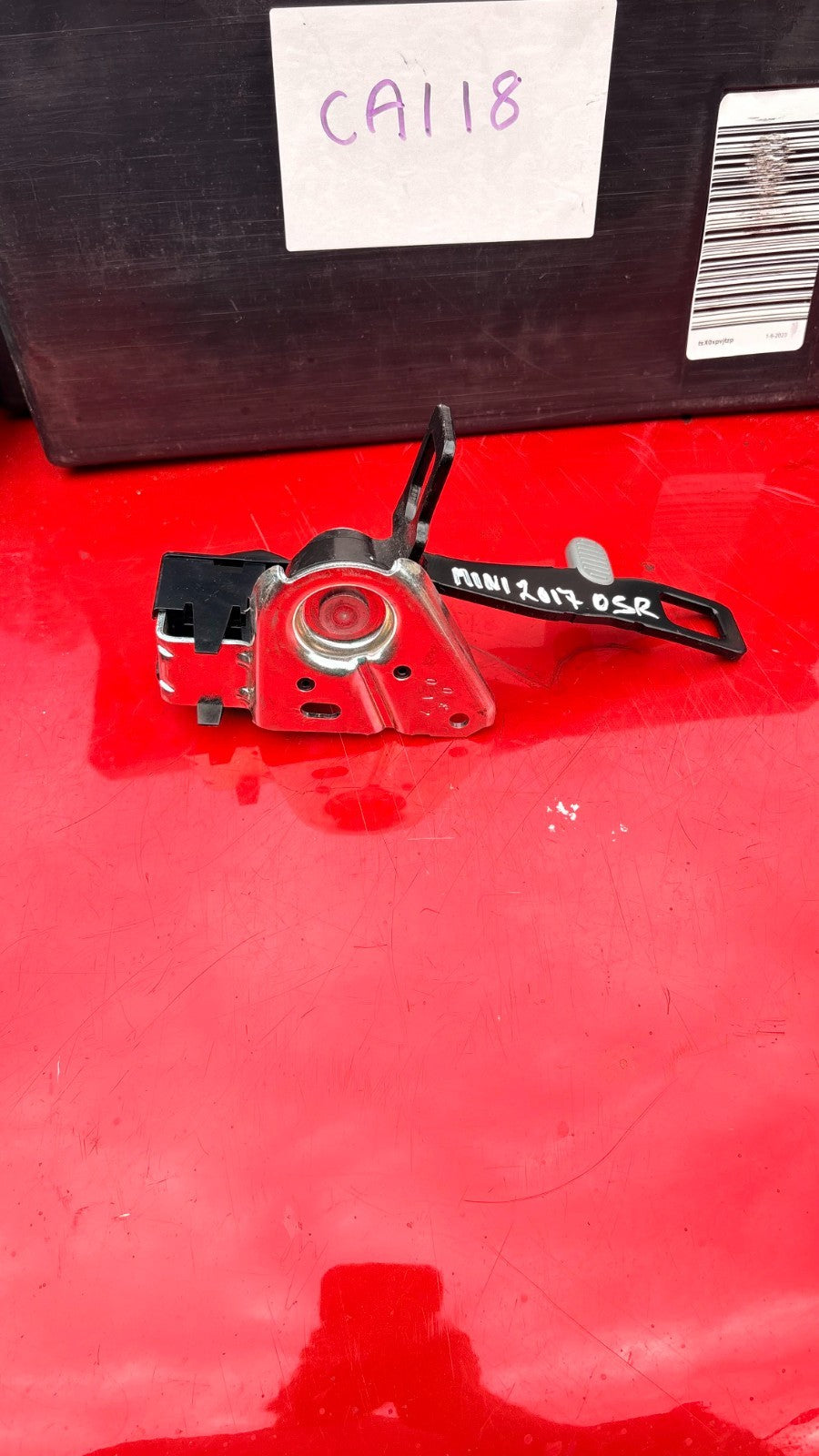 MINI 2014-2024 DRIVER SIDE REAR CARGO ADJUSTERS 7317712