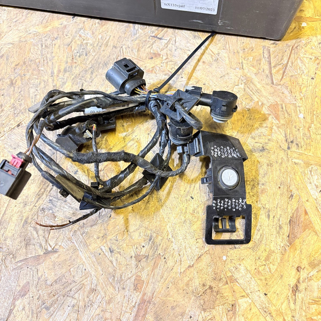 2017-23 VW POLO REAR BUMPER PDC SENSOR WITH WIRING LOOM HARNESS 8K0973702D