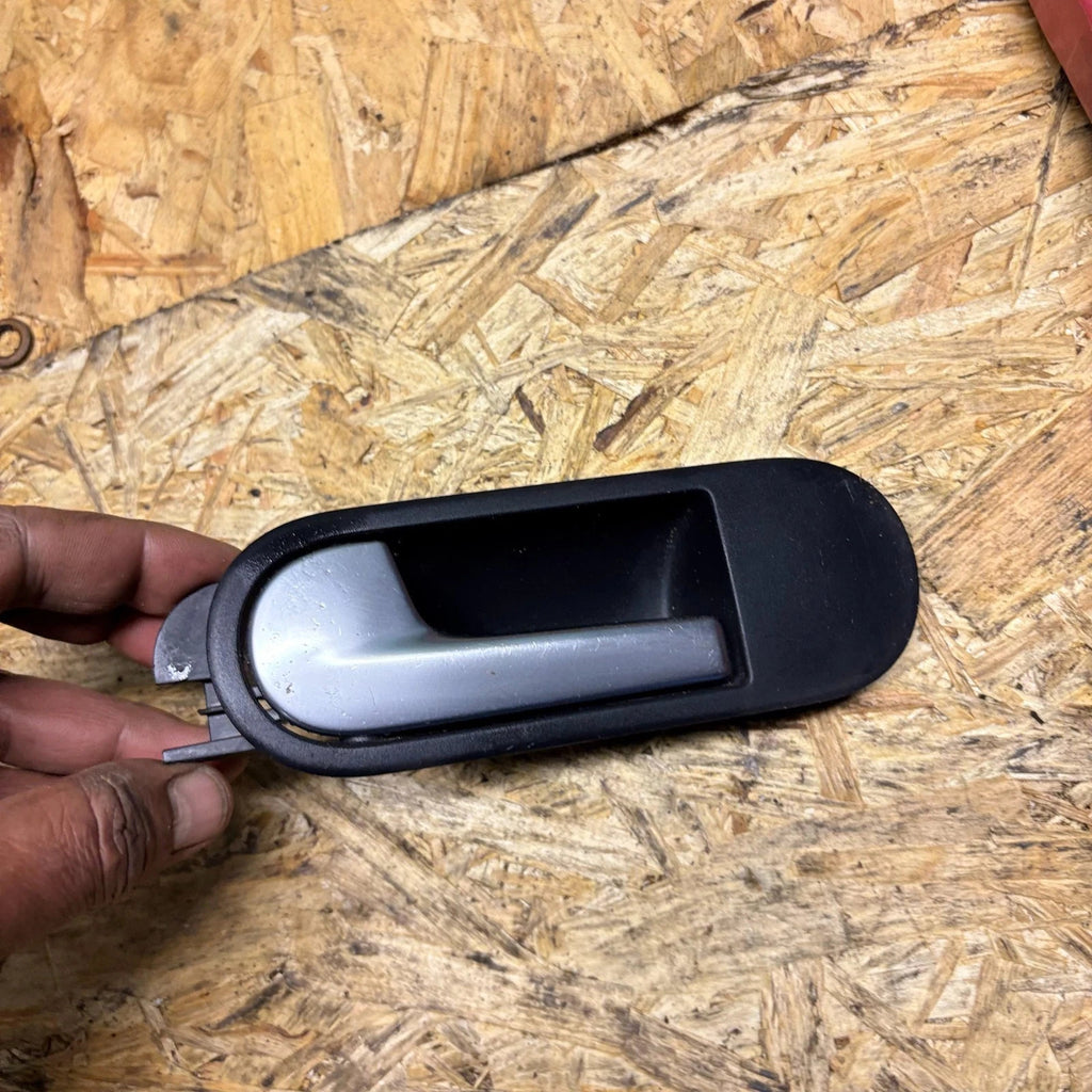 VW Volkswagen Golf Plus 2004-2008 Rear Left Interior Door Handle 5M0837197