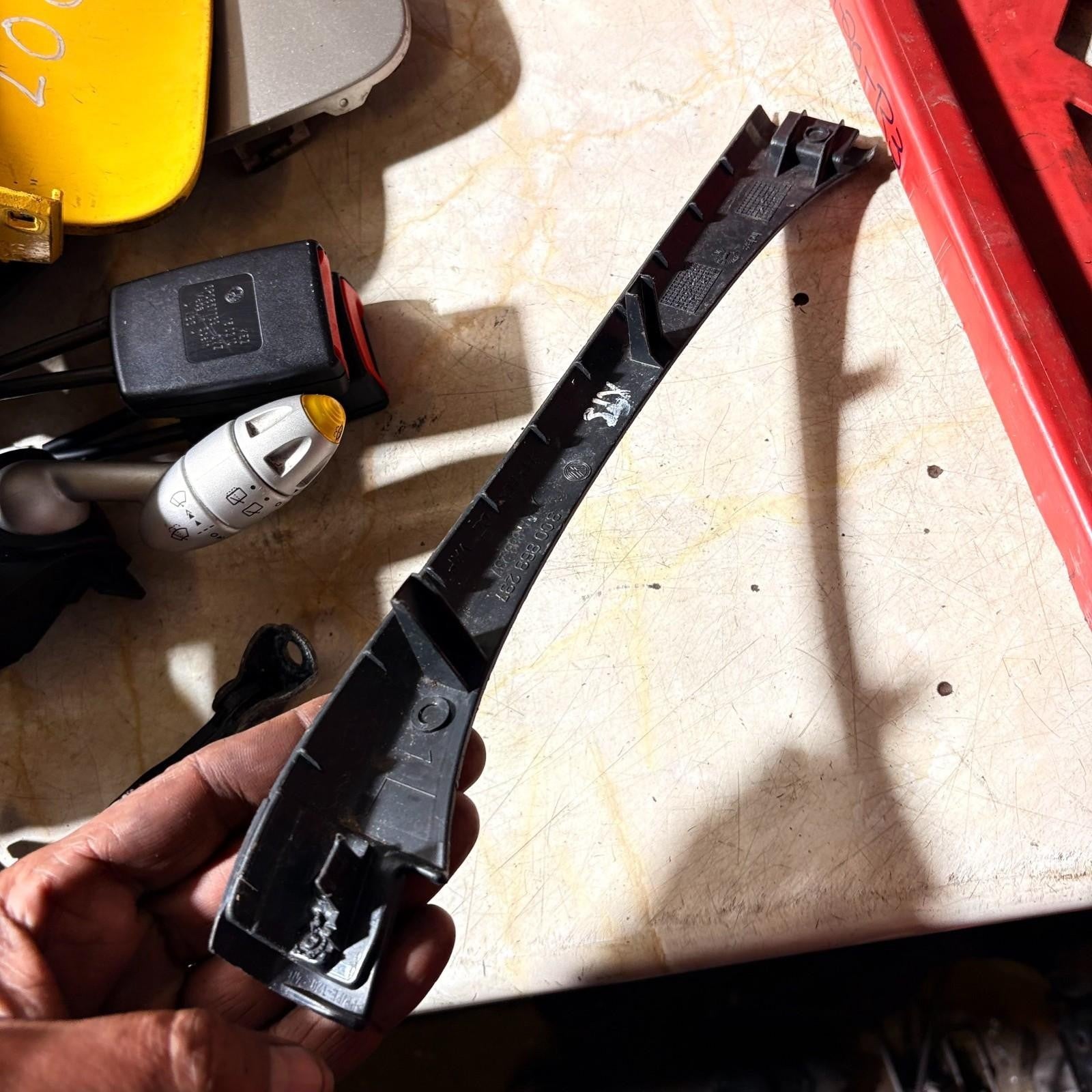 VW PASSAT 2001-2010 PASSENGER SIDE FRONT LEFT PILLAR TRIM COVER 3C0868237