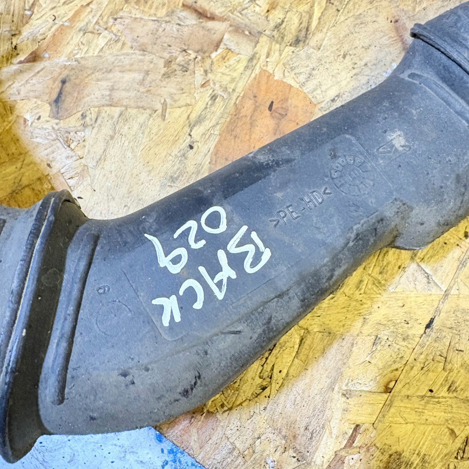Peugeot 806 Fuel Tank Filler Pipe 1474578080 1471918080 1994-2002 MPV Rear Side