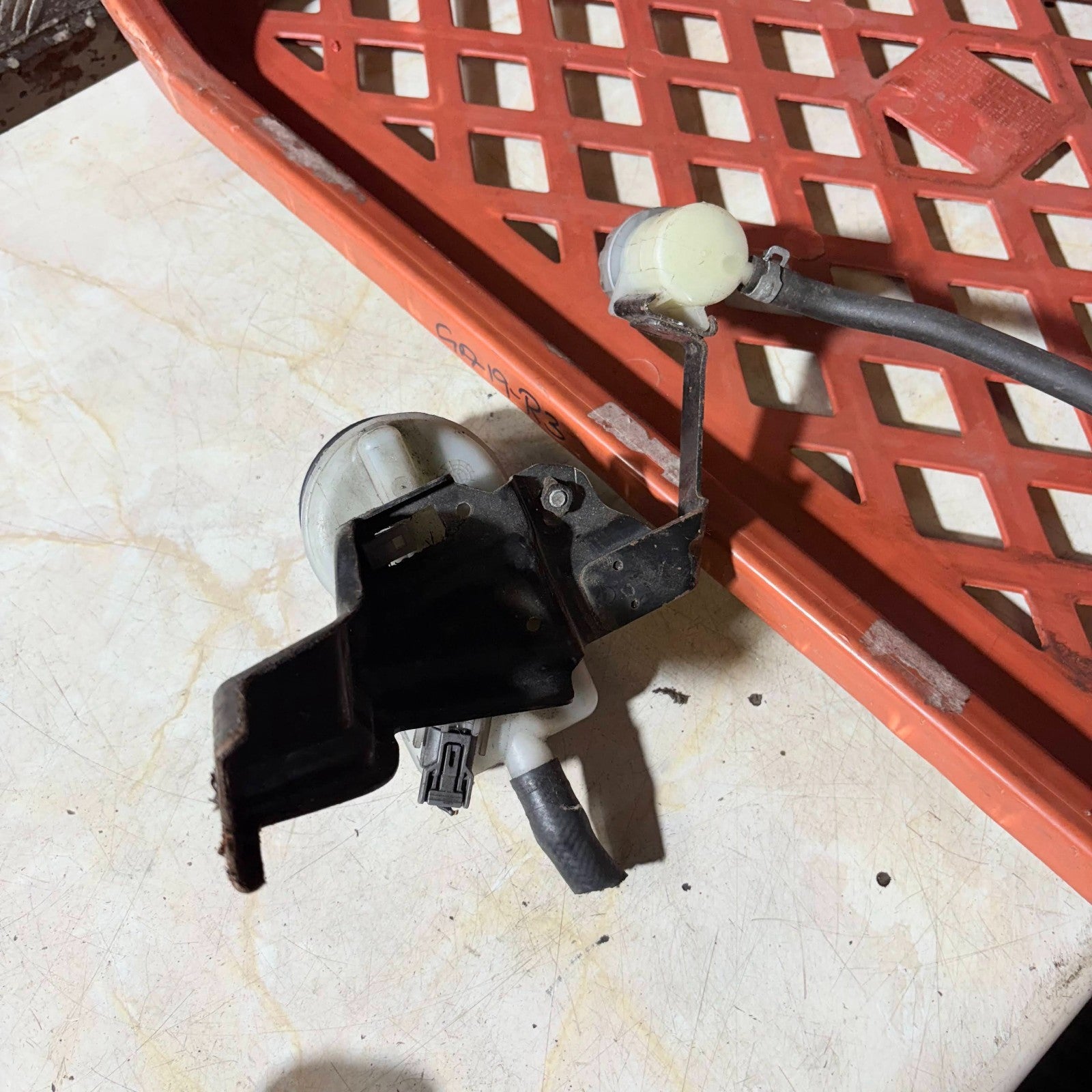 Honda CR-V Mk3 07-12 Diesel Brake Fluid Reservoir Tank 0204255770