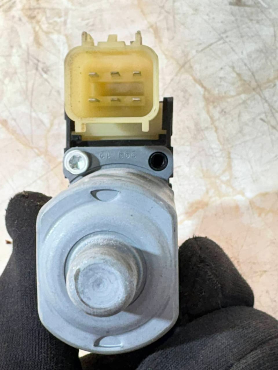 FORD FIESTA MK7 NSF PASSENGER WINDOW MOTOR 0130822618 8A61-14A389-B 2013