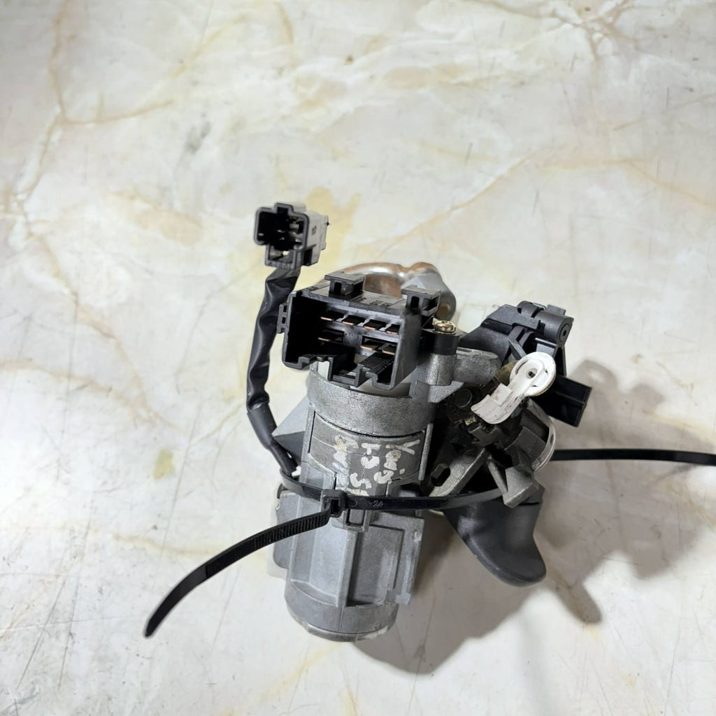 MIRAGE V Ignition Lock Barrel +Key U-SHIN LTD HONDA