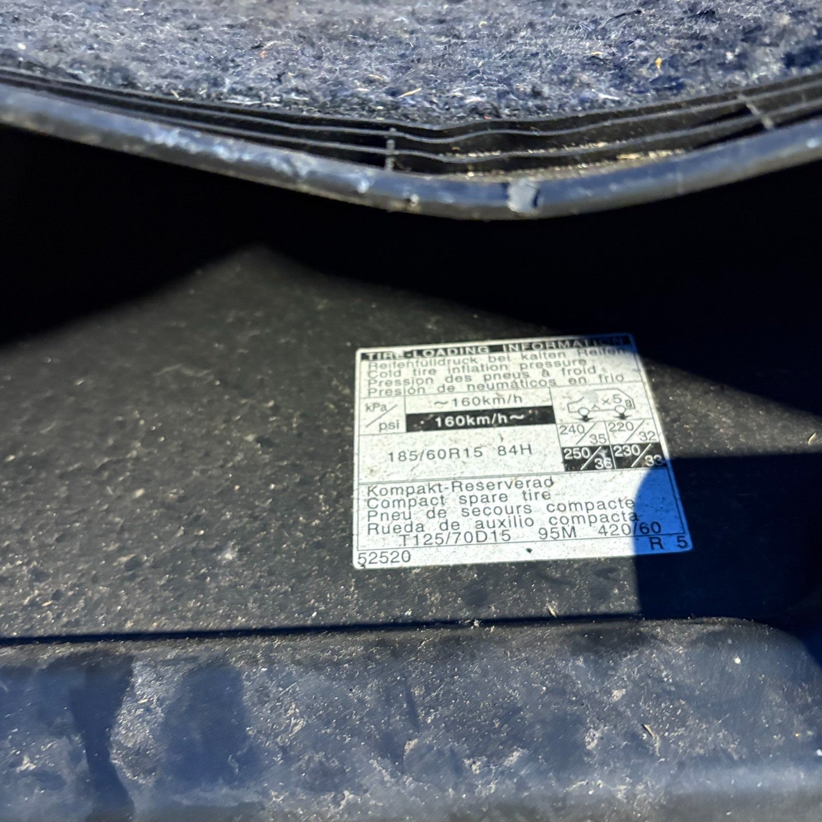 TOYOTA YARIS MK2 GLOVE COMPARTMENT BOX 2005-2011