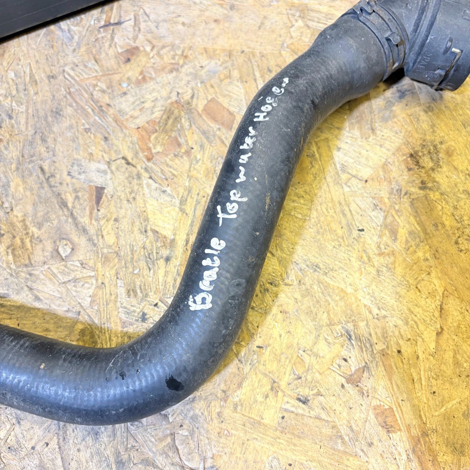 VW Beetle Top Water Coolant Hose Pipe Genione 122101AN