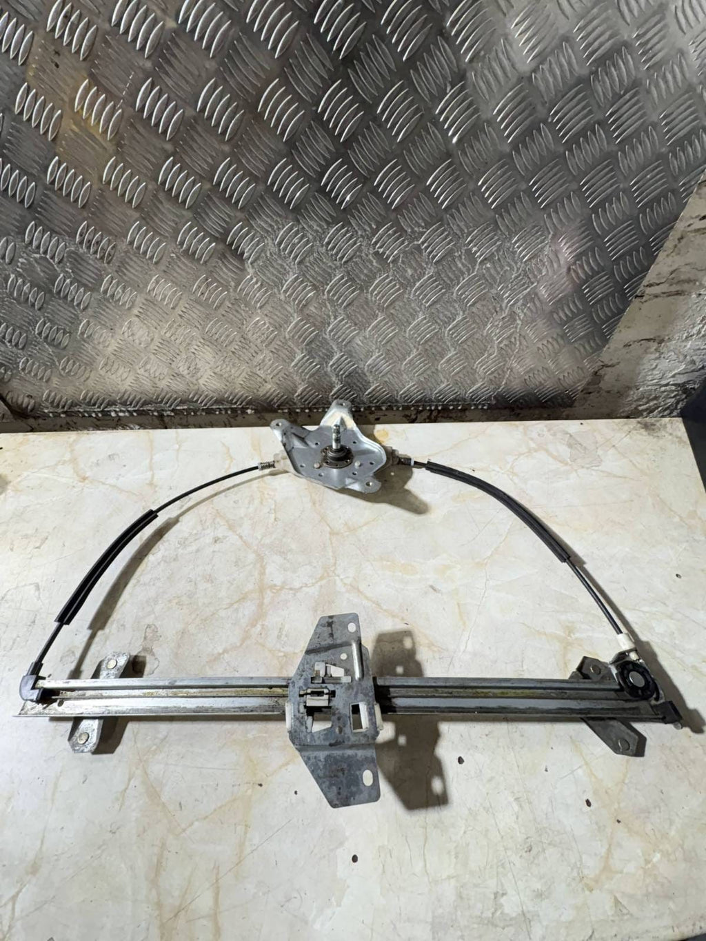 FORD TRANSIT CONNECT 2003 Passenger MANUAL window Regulator